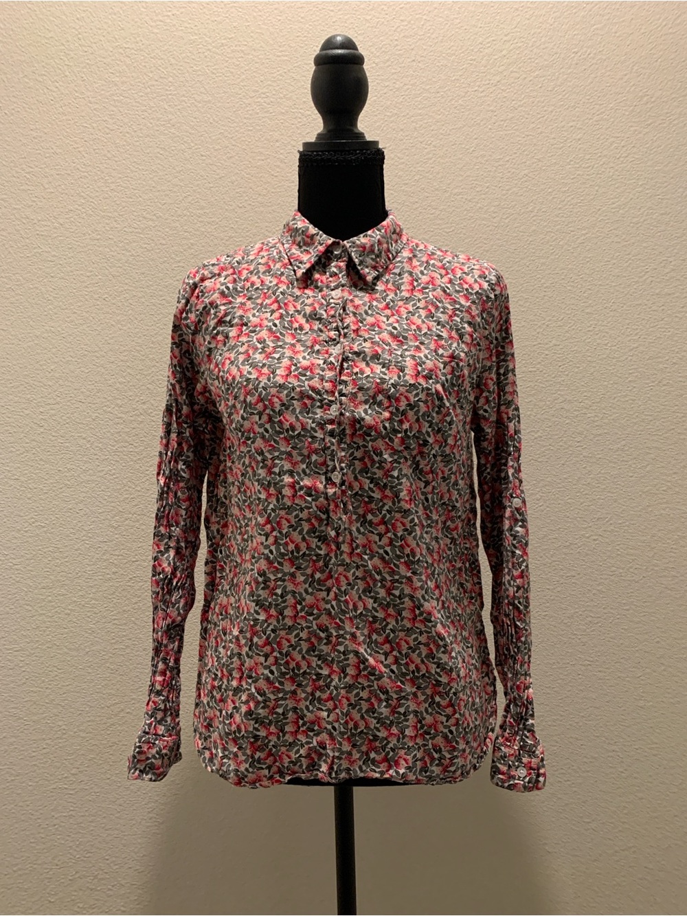 GAP 100% Cotton Pink & Gray Floral Button-Down Shirt (Size S)